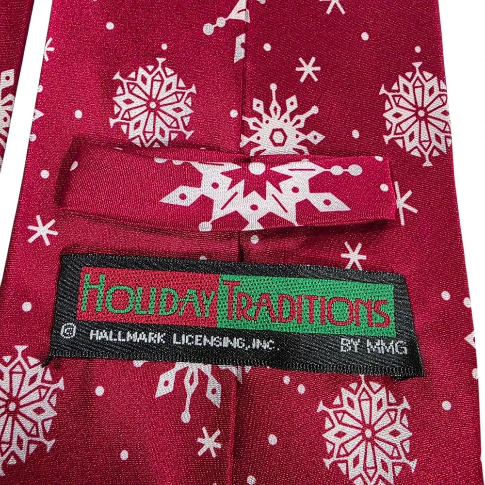 Holiday Traditions Hallmark Snowflake Silk Necktie Red‎ Men's Christmas